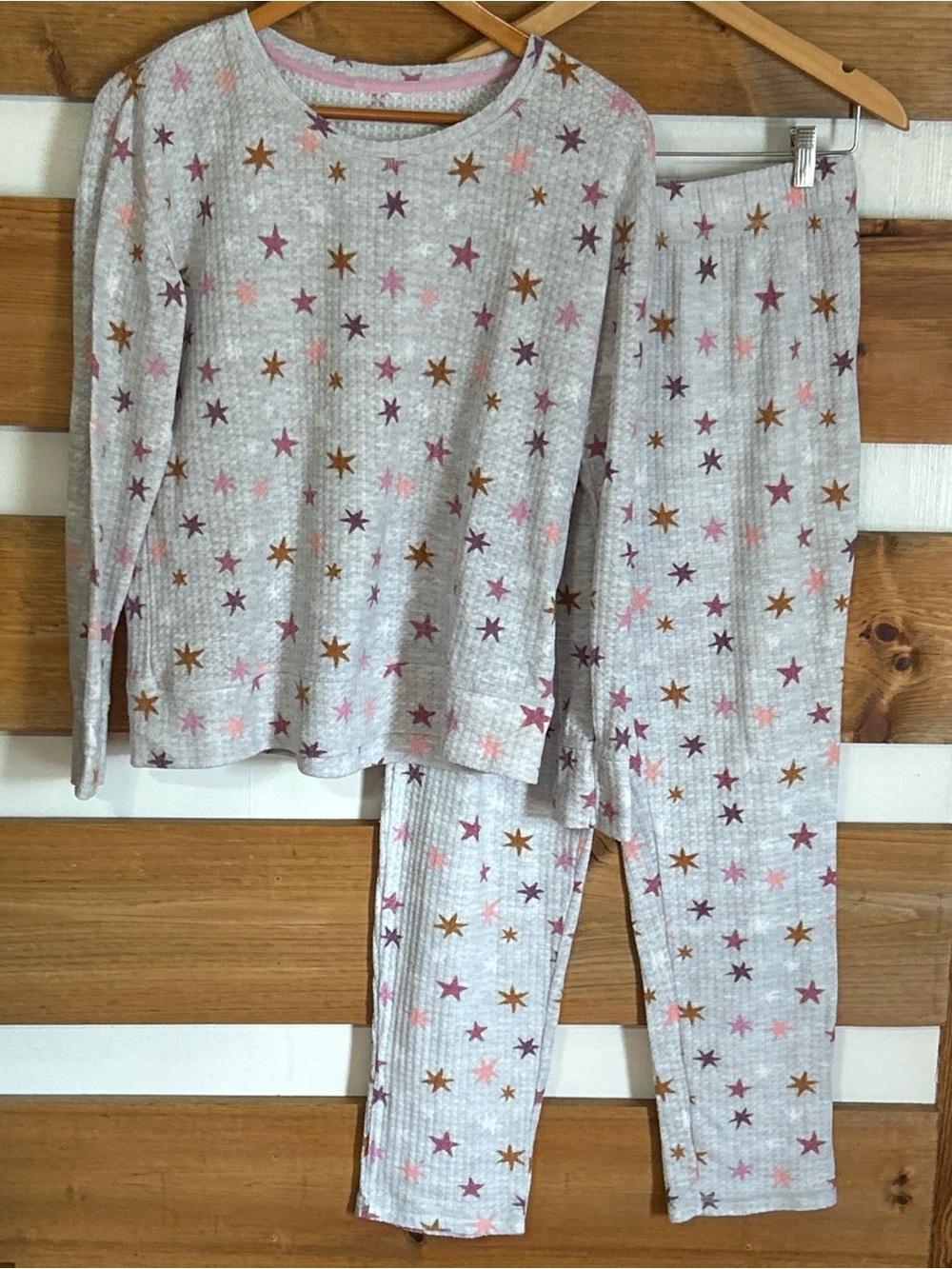 Unbranded Women's Gray Starfish/Stars Lounge Pants & Matching Top PJ Set Size M